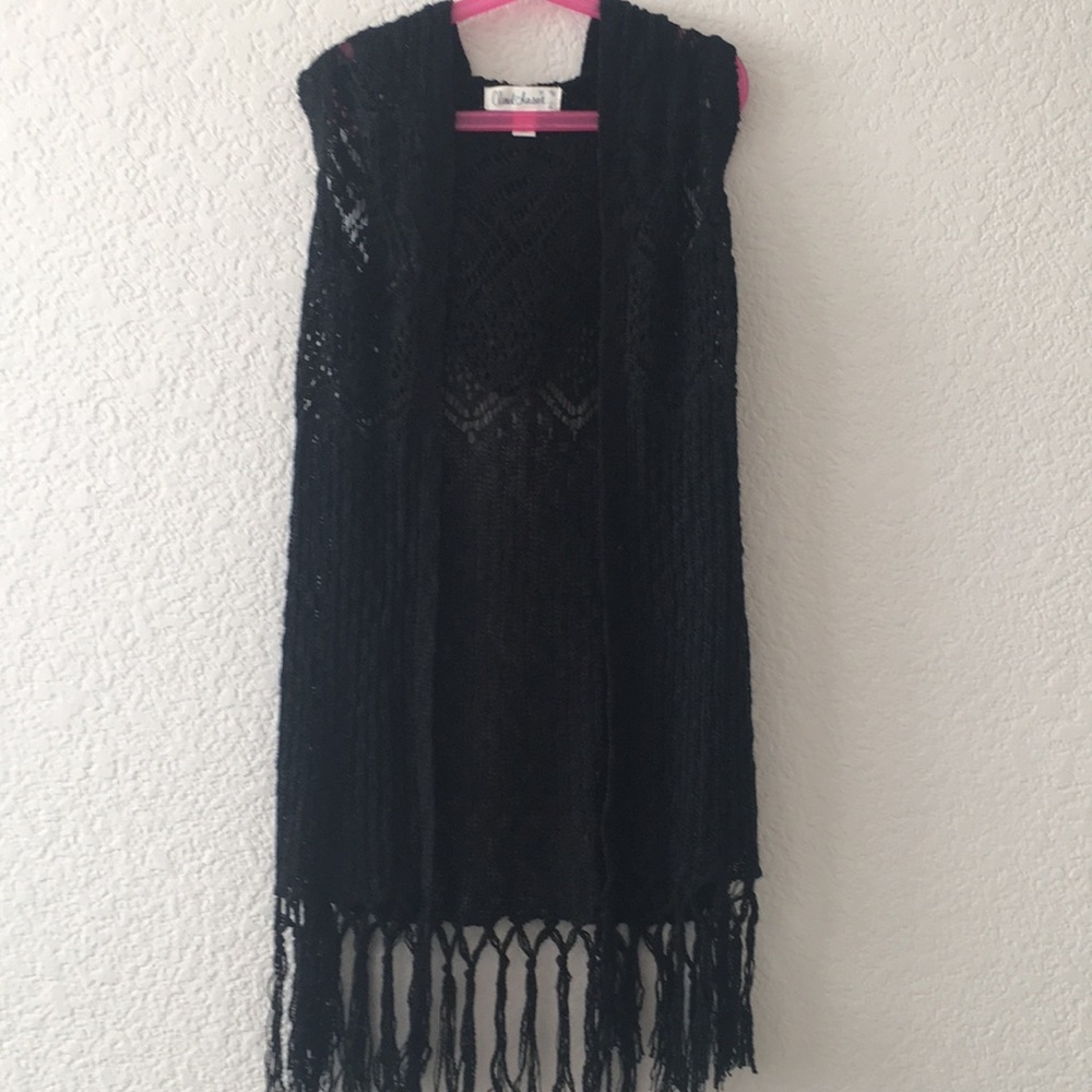 Girls long sleeveless top